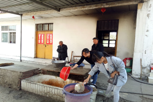 1489971599100393.jpg 敬老院2.jpg