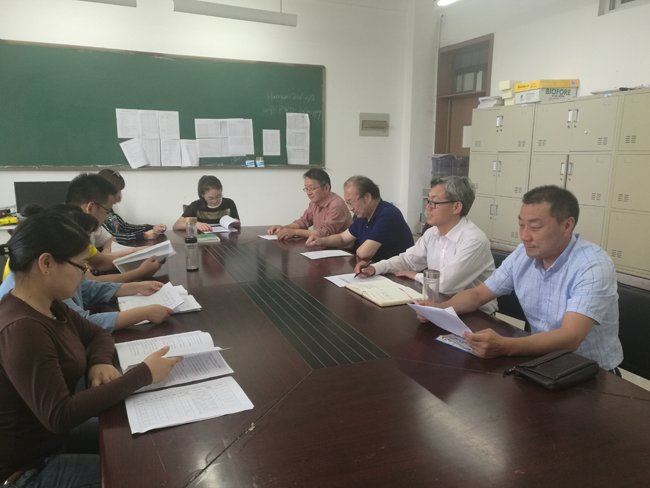 1496885570703655.jpg 中心组学习.jpg